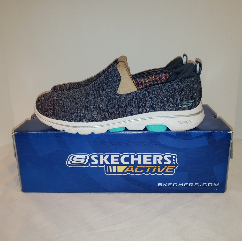 Skechers Women's Reggae Fest 2.0 Sneakers, Size 10